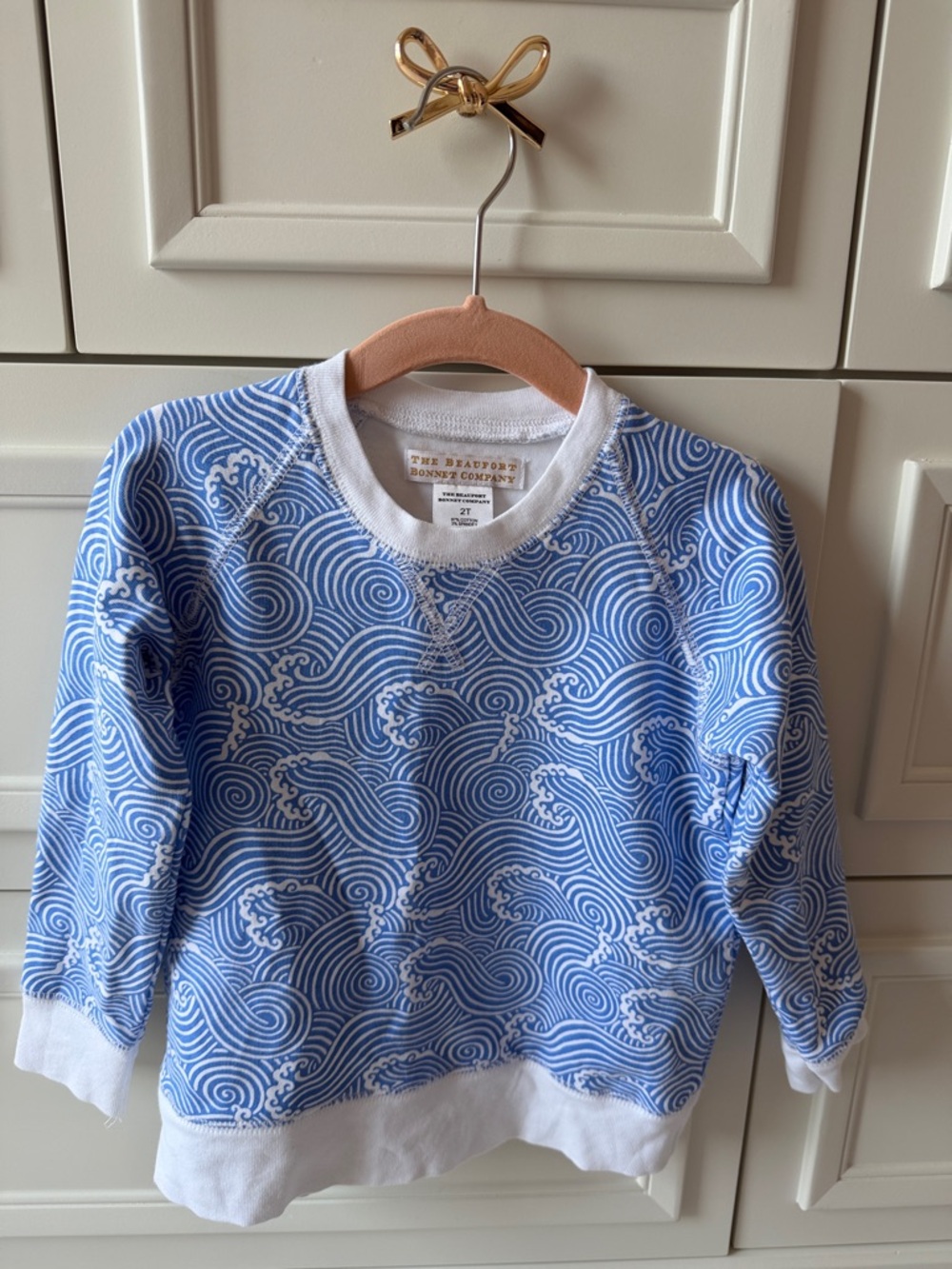 The Beaufort Bonnet Company Blue & White Wave Kids Swim Rashguard